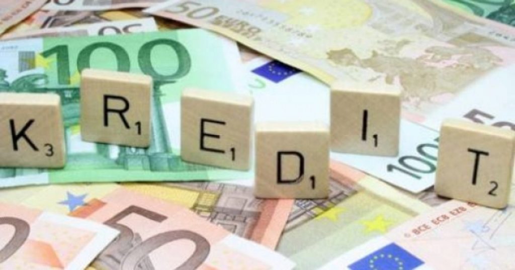 Interesat maksimale për kreditë e vogla konsumatore kanë rënë mbi 5 herë në 5 vite